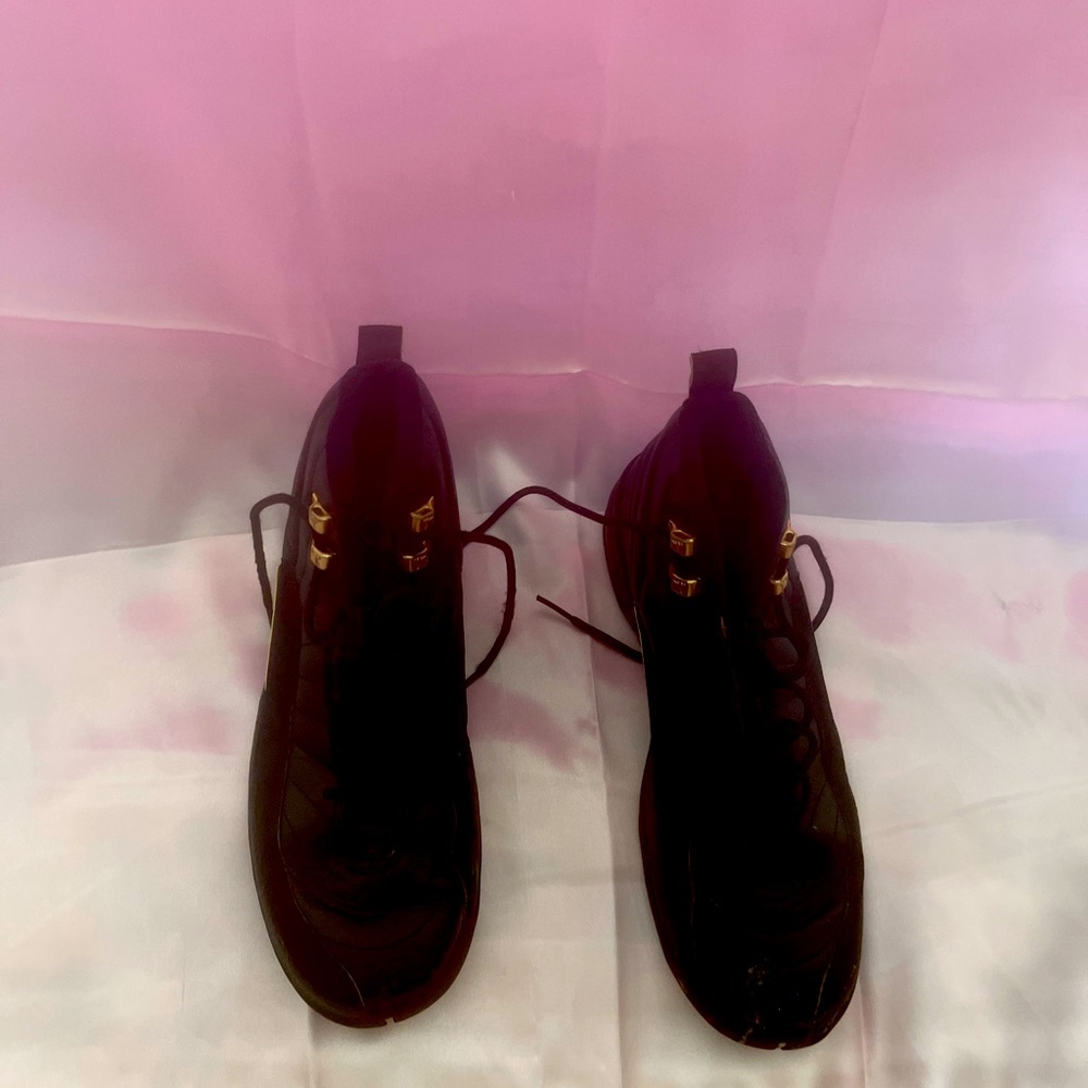 7Y Jordan Sneakers